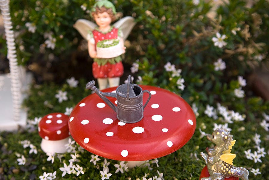 elfe et champignon pour fairy garden 